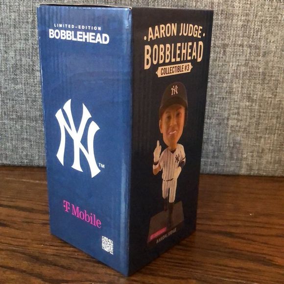 NEW YORK YANKEES AARON JUDGE BOBBLEHEAD NIB SGA 60 Home Runs 2020 - Picture 6 of 11